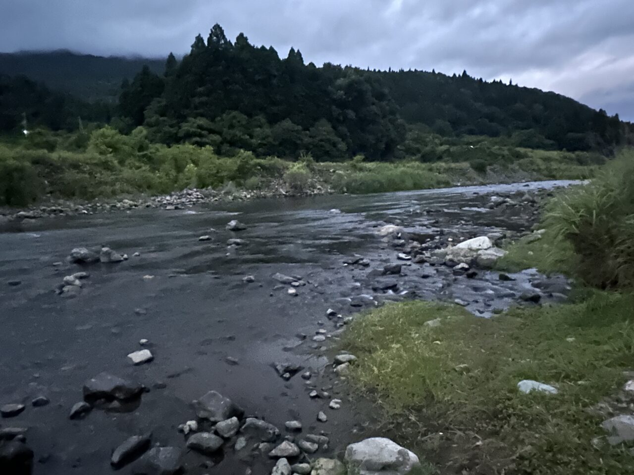 8/7 午前5時の当店前の状況